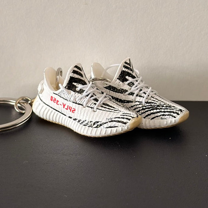 Mini 3D Sneaker Keyring - Yeezy "Zebra"