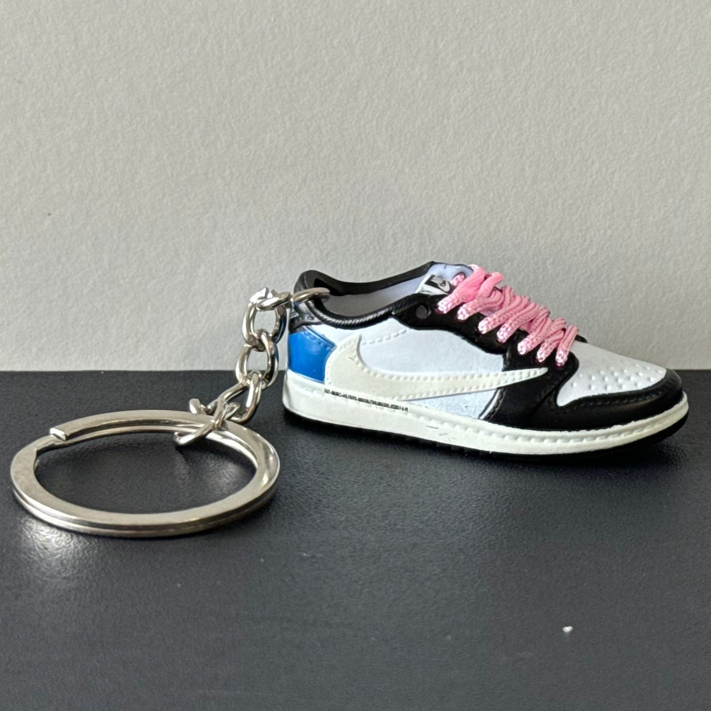 Mini 3D Sneaker Keyring - J1 Low x TS x Fragment