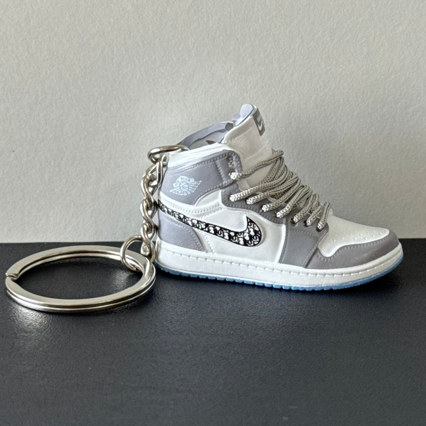 Mini 3D Sneaker Keyring - J1 "Dior"