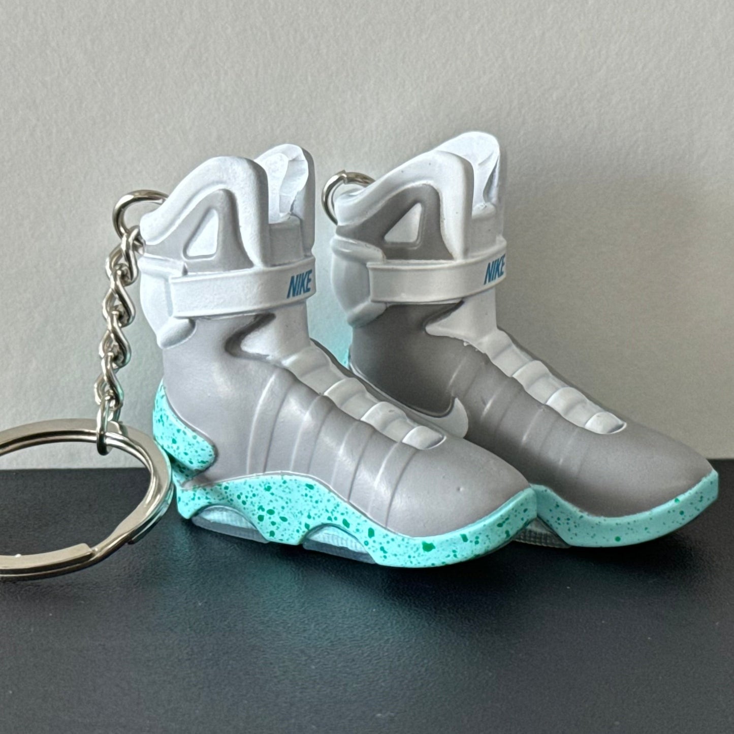 Mini 3D Sneaker Keyring - AirMag "Back to the Future"