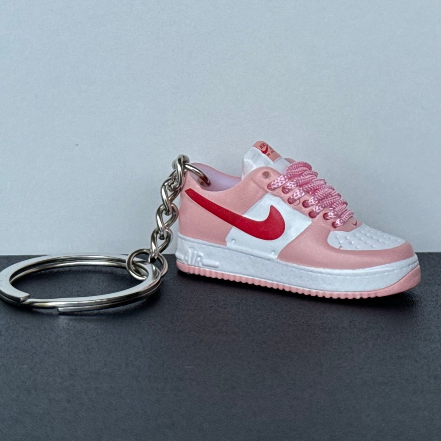 Mini 3D Sneaker Keyring - AirForce 1 "Triple Pink"