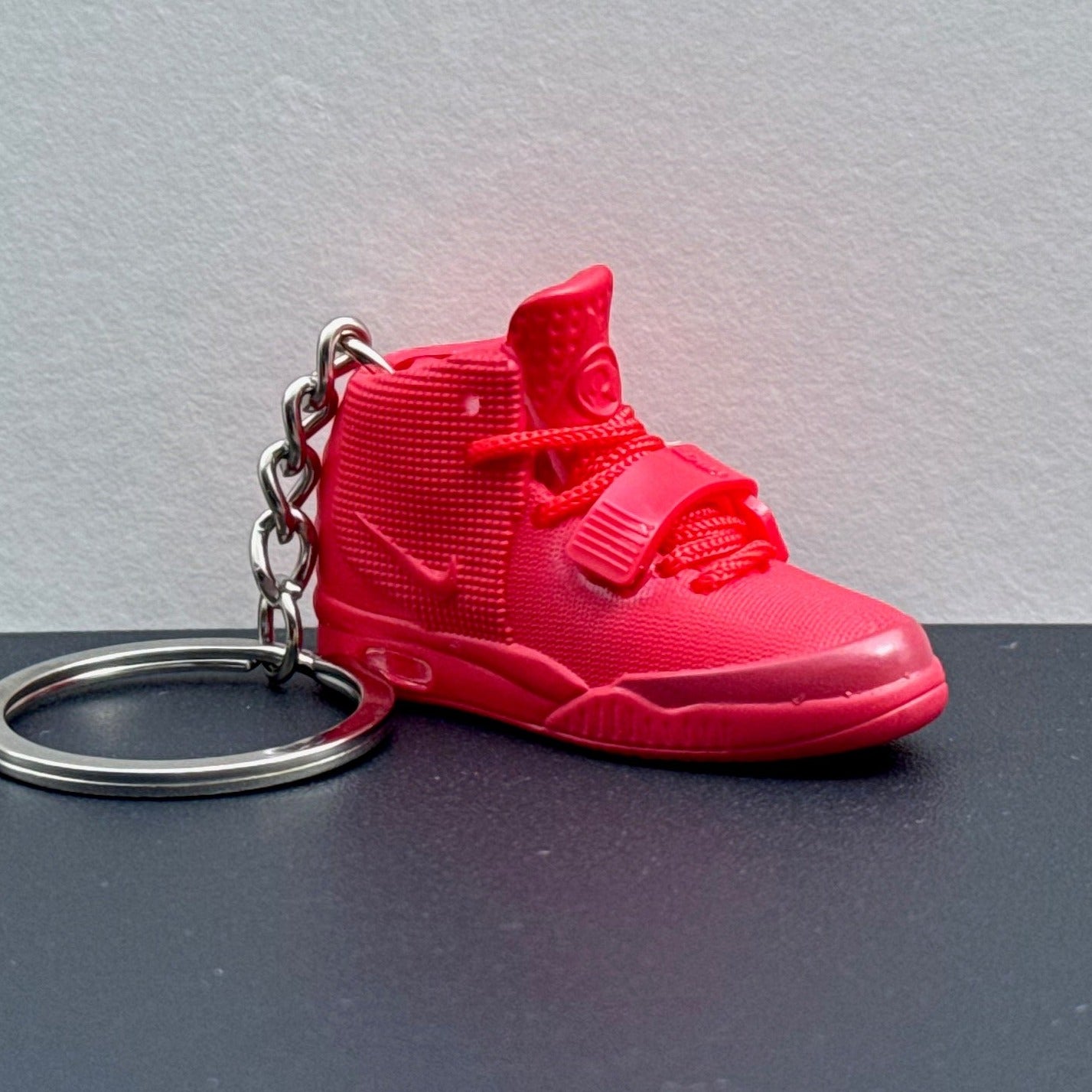 Mini 3D Sneaker Keyring - "Red October"