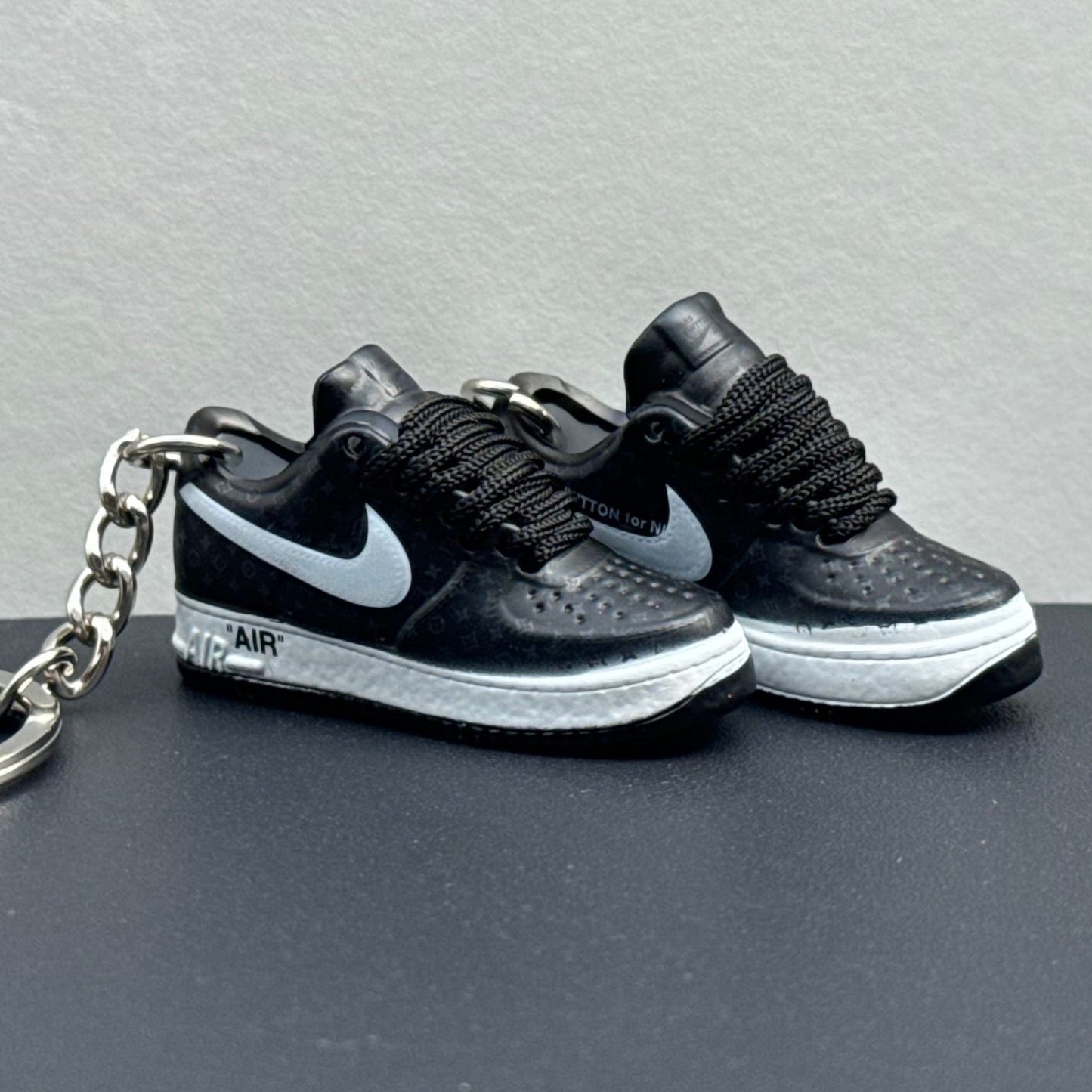 Mini 3D Sneaker Keyring - "AirForce 1 x LV - Black"