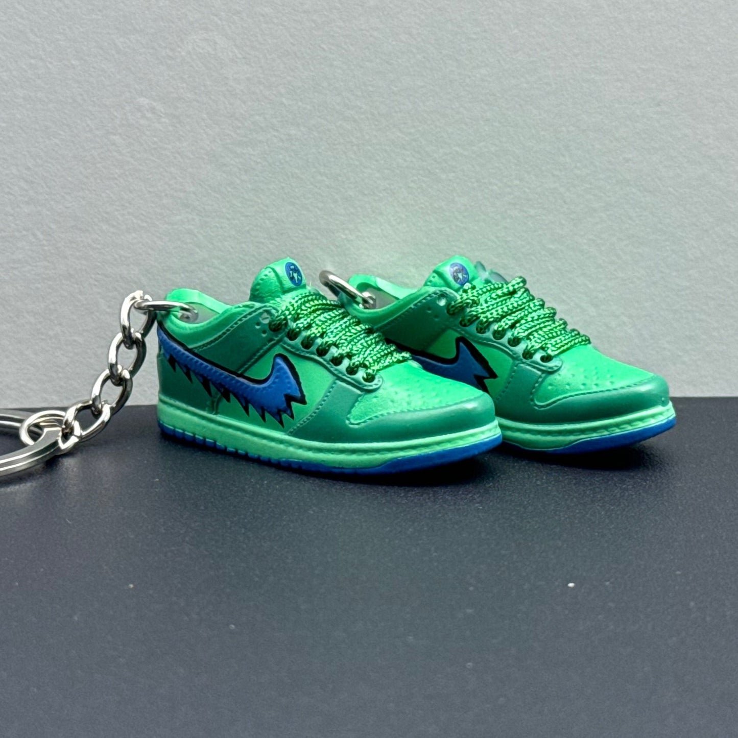 Mini 3D Sneaker Keyring - Dunk "Grateful Dead" Green