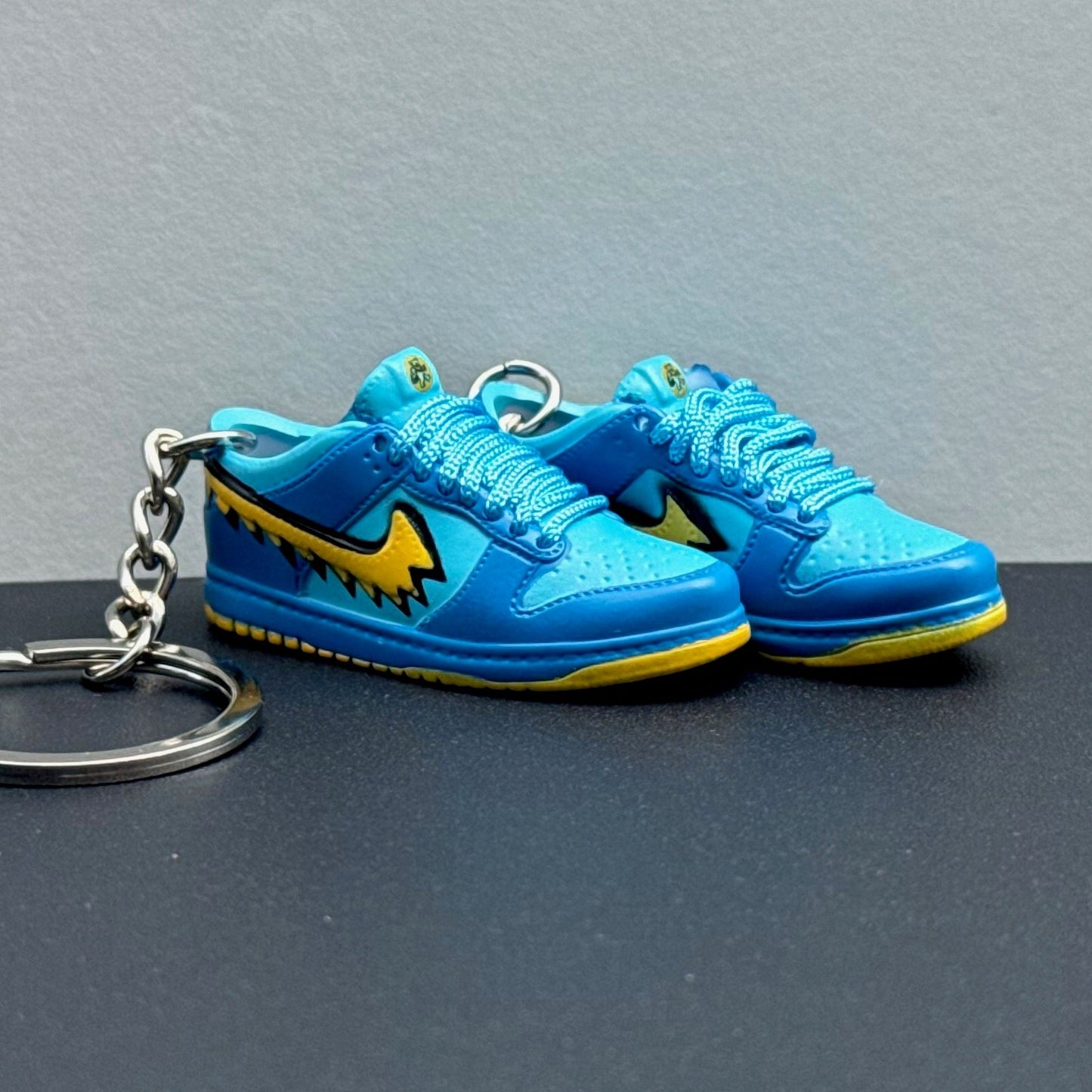 Mini 3D Sneaker Keyring - Dunk "Grateful Dead" Blue