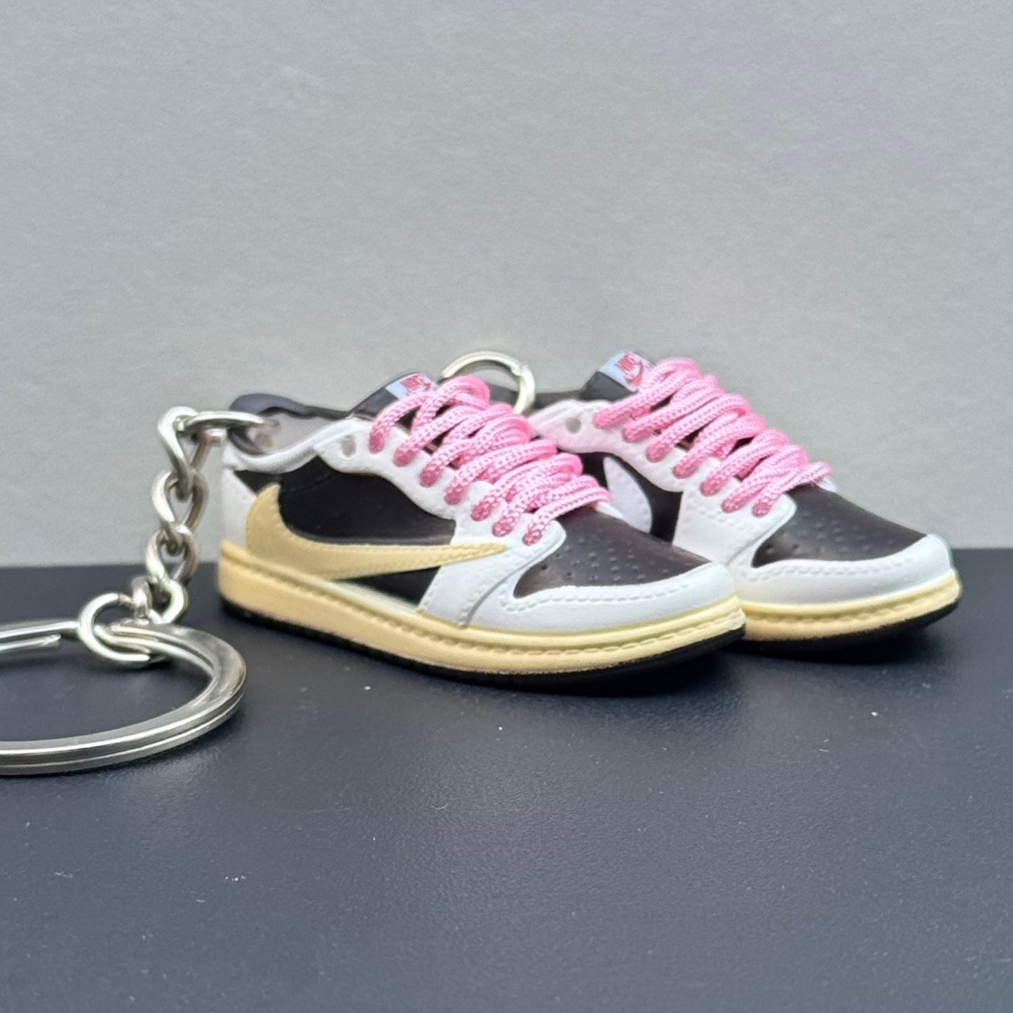 Mini 3D Sneaker Keyring - J1 x Travis Scott "Reverse Mocha" (Pink Lace)