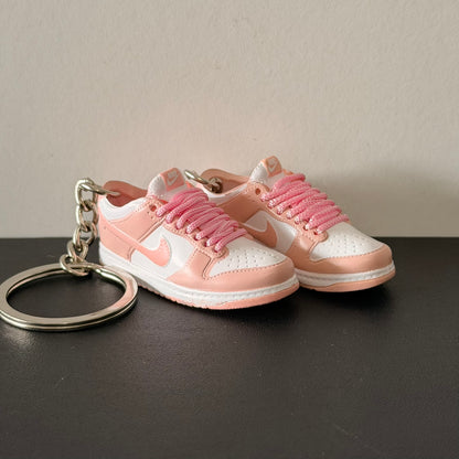 Mini 3D Sneaker Keyring - Dunk "Triple Pink"