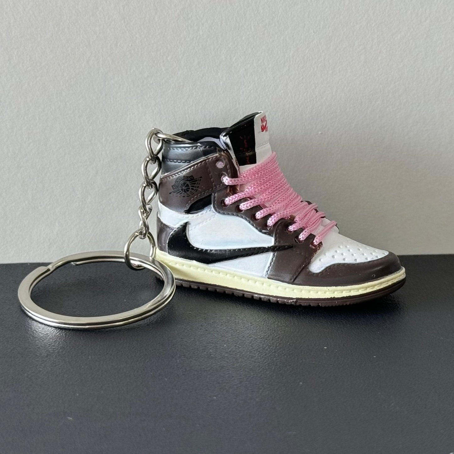 Mini 3D Sneaker Keyring - J1 x Travis Scott "Mocha"