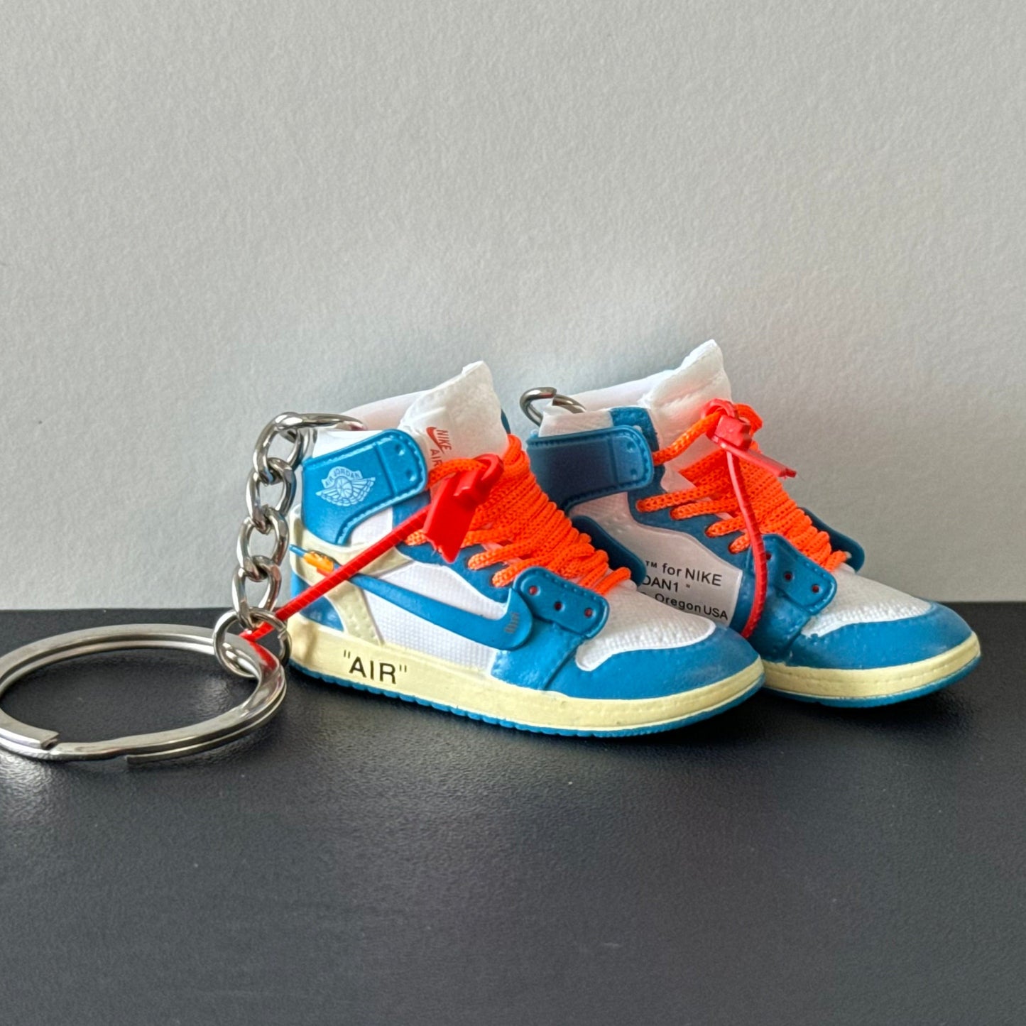 Air Jordan 1 3D Keyring - University Blue x Off White (Orange Lace)